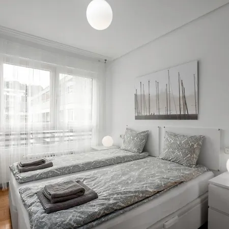 Apartamento Muy Comodo Con Parking דירה סן סבסטיאן